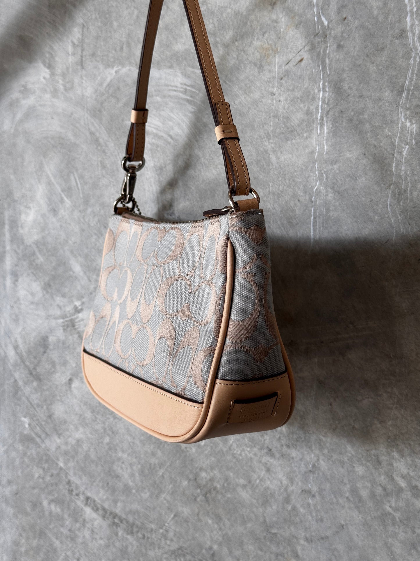 VINTAGE COACH DEMI BLUE POCHETTE SHOULDER BAG