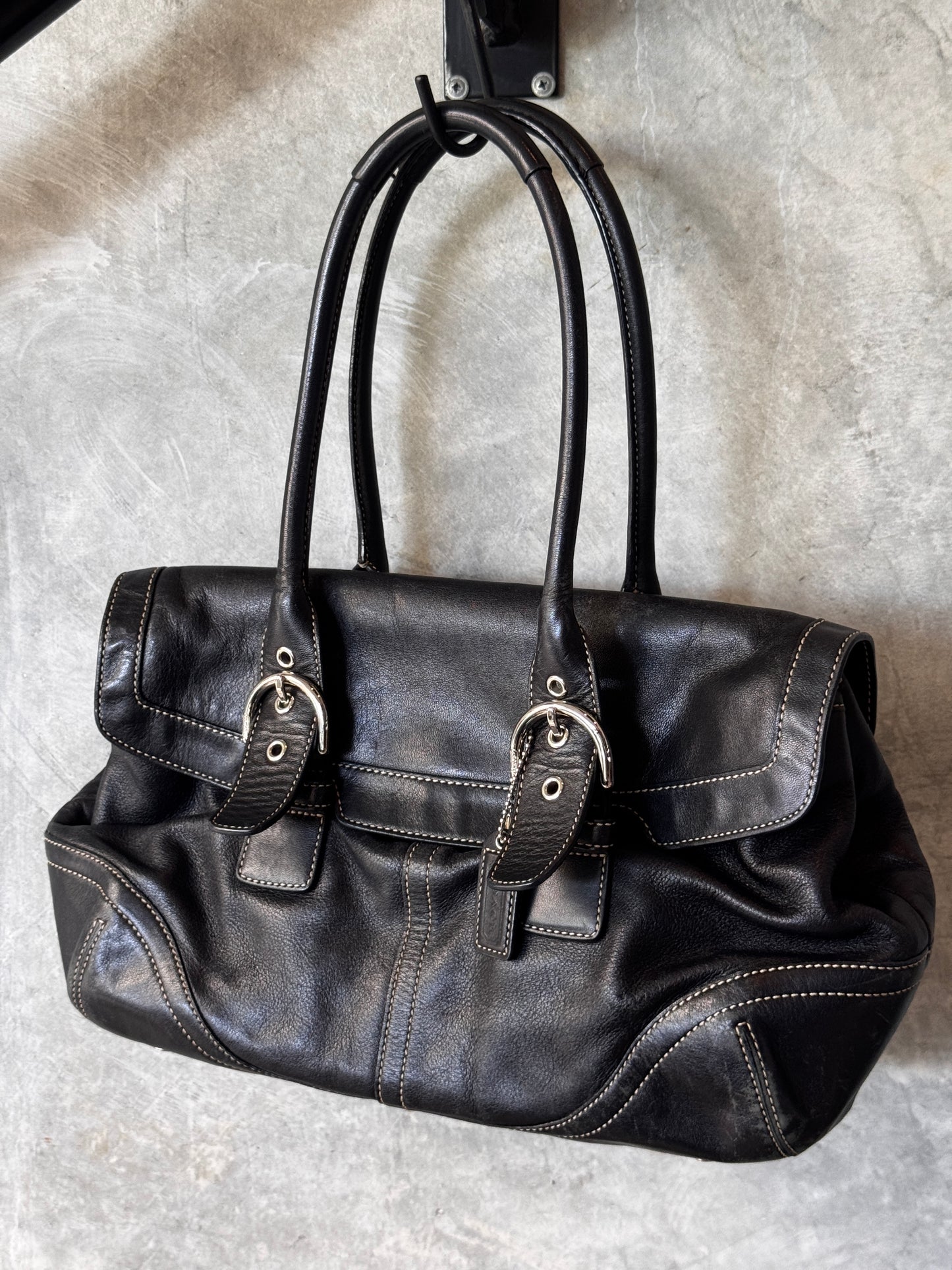 VINTAGE COACH HOBO BLACK LEATHER HANDBAG