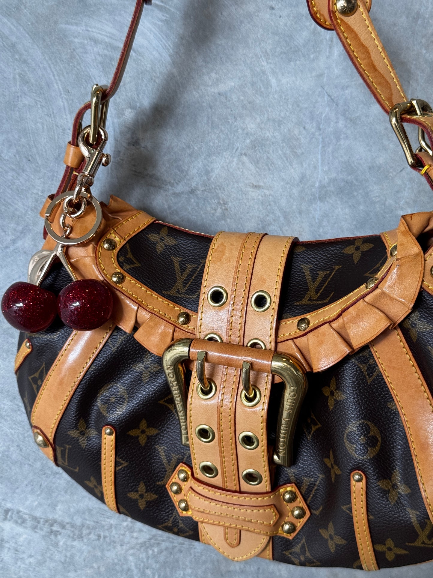 LOUIS VUITTON MONOGRAM CANVAS LEONOR BAG