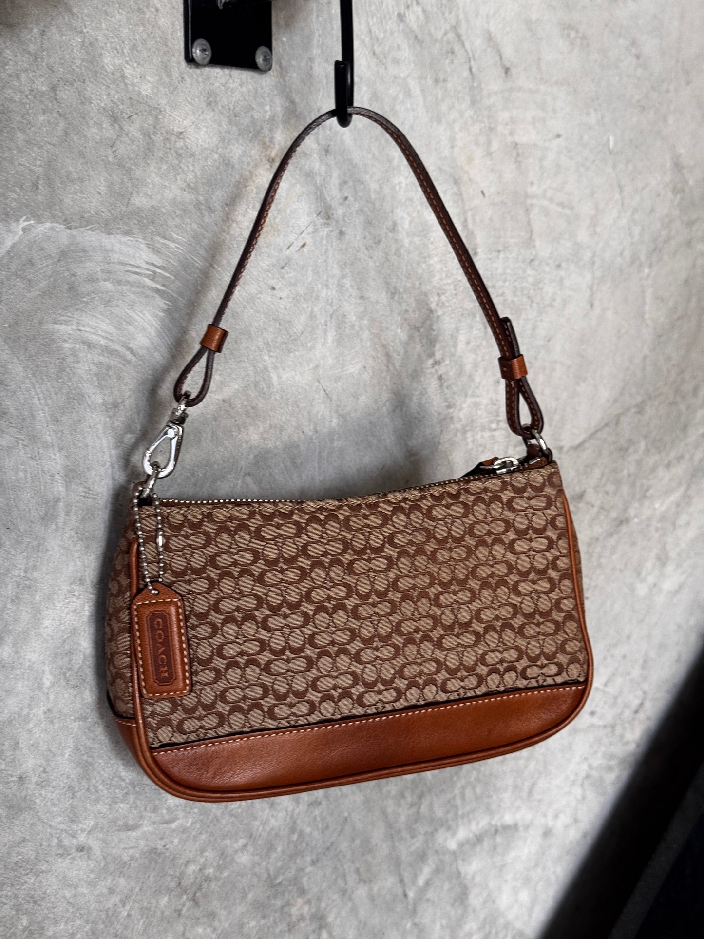 VINTAGE COACH BROWN MONOGRAM POCHETTE BAG