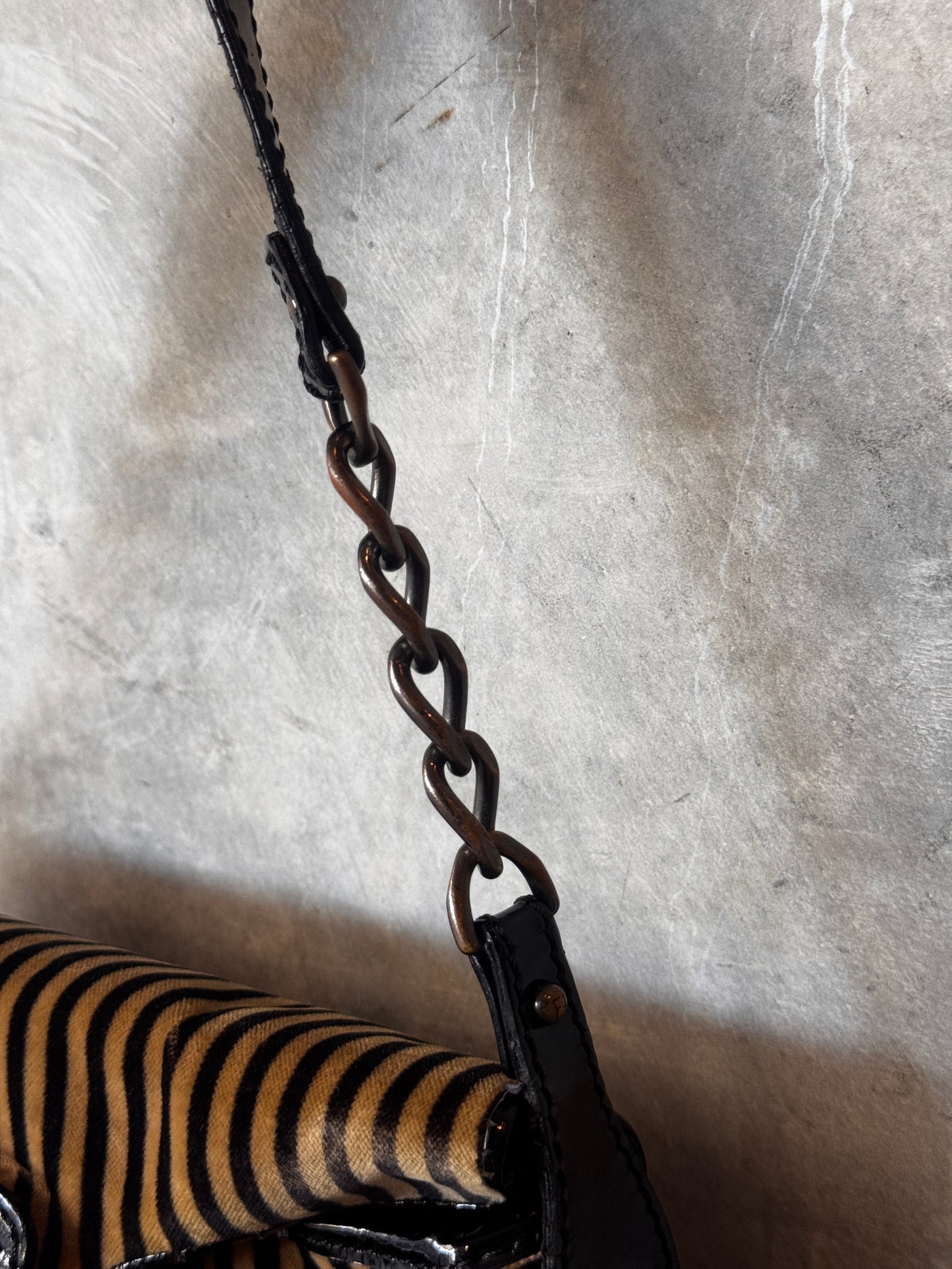 VINTAGE FENDI BUCKLE SHOULDER BAG
