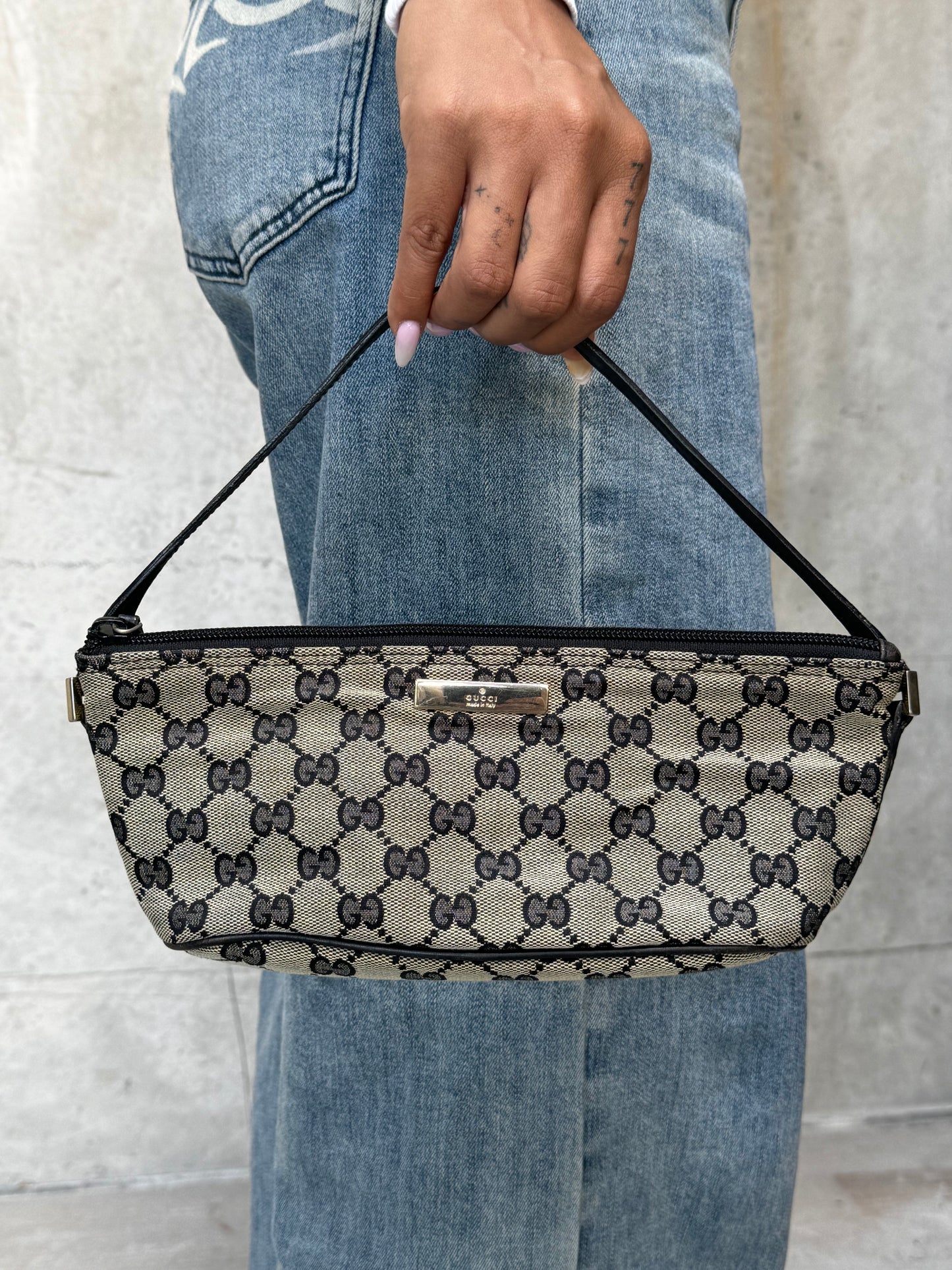 GUCCI BEIGE MONOGRAM GG CANVAS POCHETTE BAG